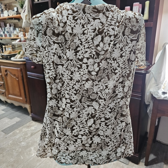 Liz Claiborne brown and white top XL - Picture 2 of 3